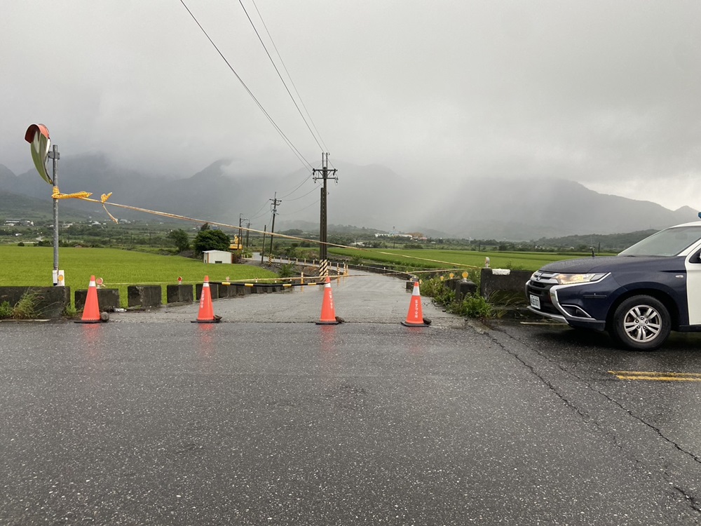 山陀兒颱風挾帶豪雨 玉里富里部分低漥道路封閉 196 cnews204240930a01