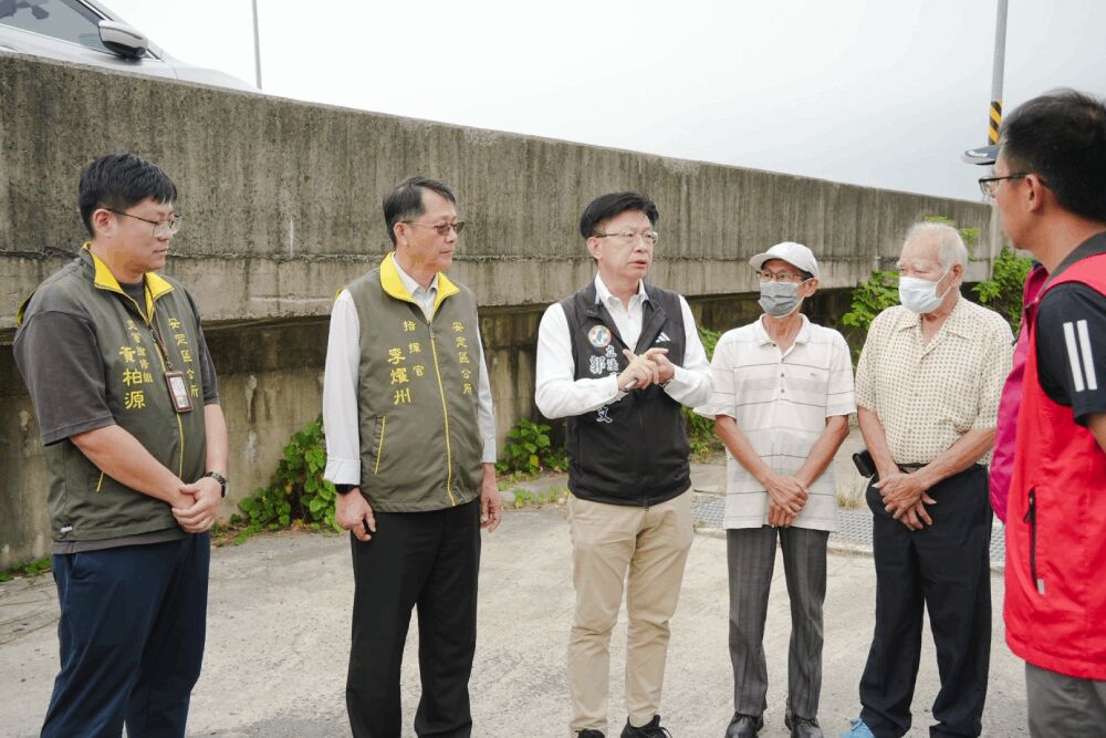 山陀兒來襲 郭國文協調水利署和台南市府預布抽水機 170 照片來源:郭國文辦公室