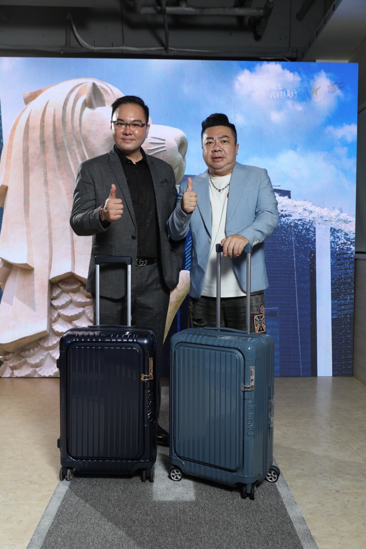 DESENO笛森諾旅遊精品郭瑞麟執行長(左)、董至成(右)。(圖/DESENO笛森諾旅遊精品提供)