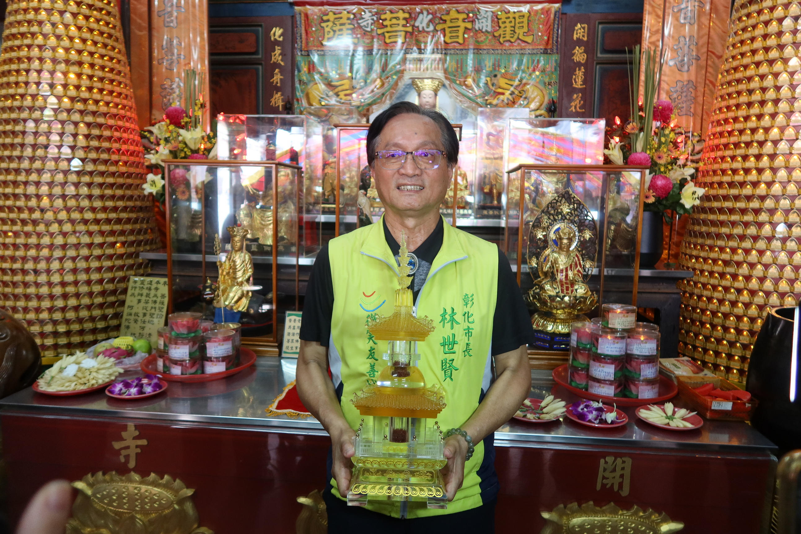▲彰化市開化寺300年來首次舉辦觀音菩薩巡境賜福活動,將有法師托缽、曬大佛、舍利子瞻仰等一起來為民眾祈福。(記者張溎壕攝)