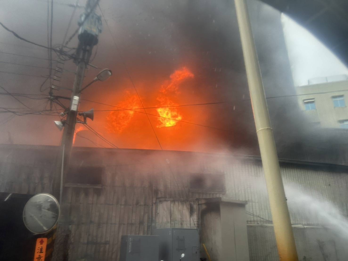 屏東安泰醫院颱風天驚傳火警 奪9命