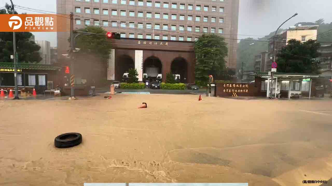 基隆大淹水「今卻正常上班課」!謝國樑臉書被灌爆