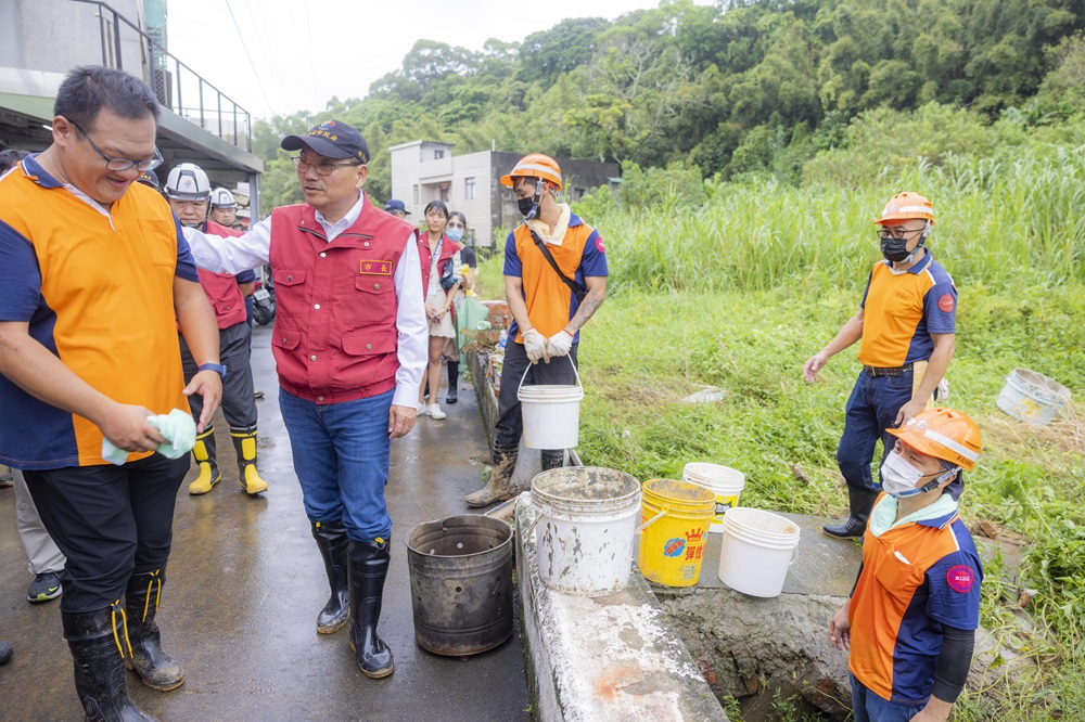 超大豪雨重創北海岸 陽金公路管線斷裂影響700餘戶用水 212 cnews204241005a01