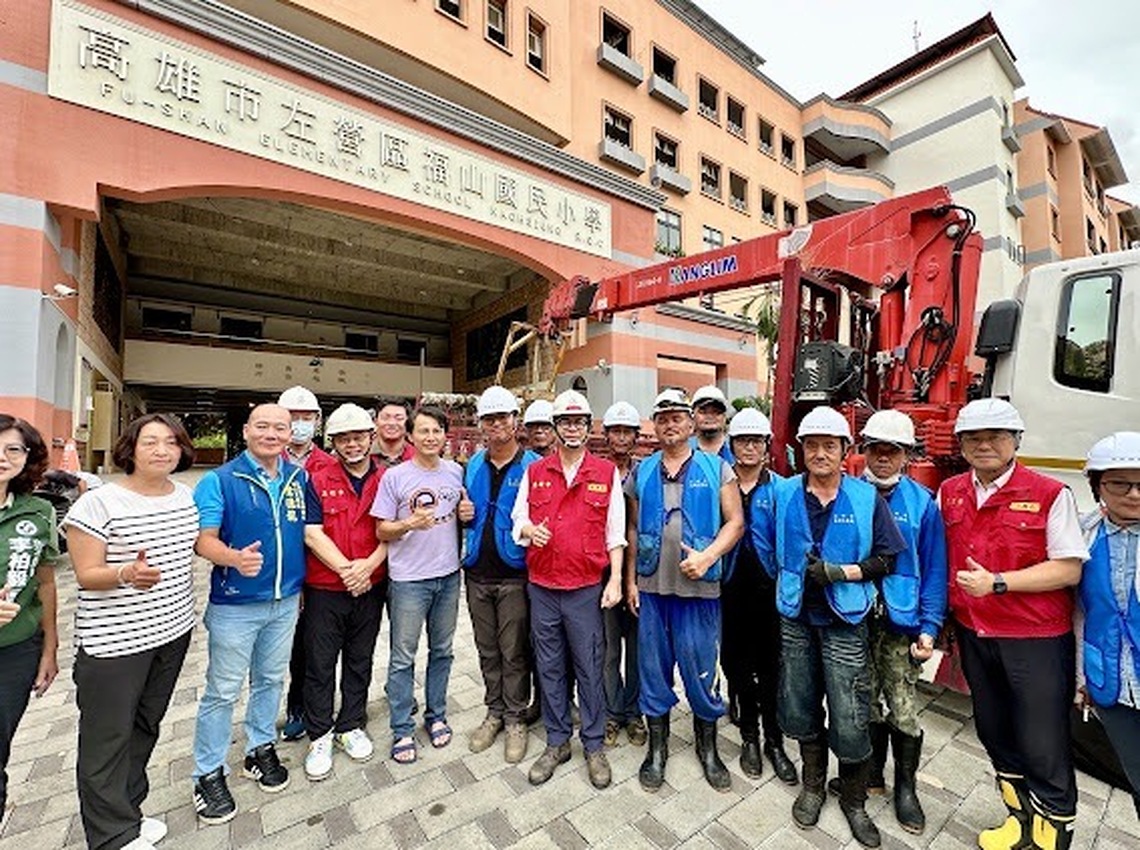 漾新聞|山陀兒災後復原 陳其邁、李懷仁、吳立森兵分三路視察校園復課準備