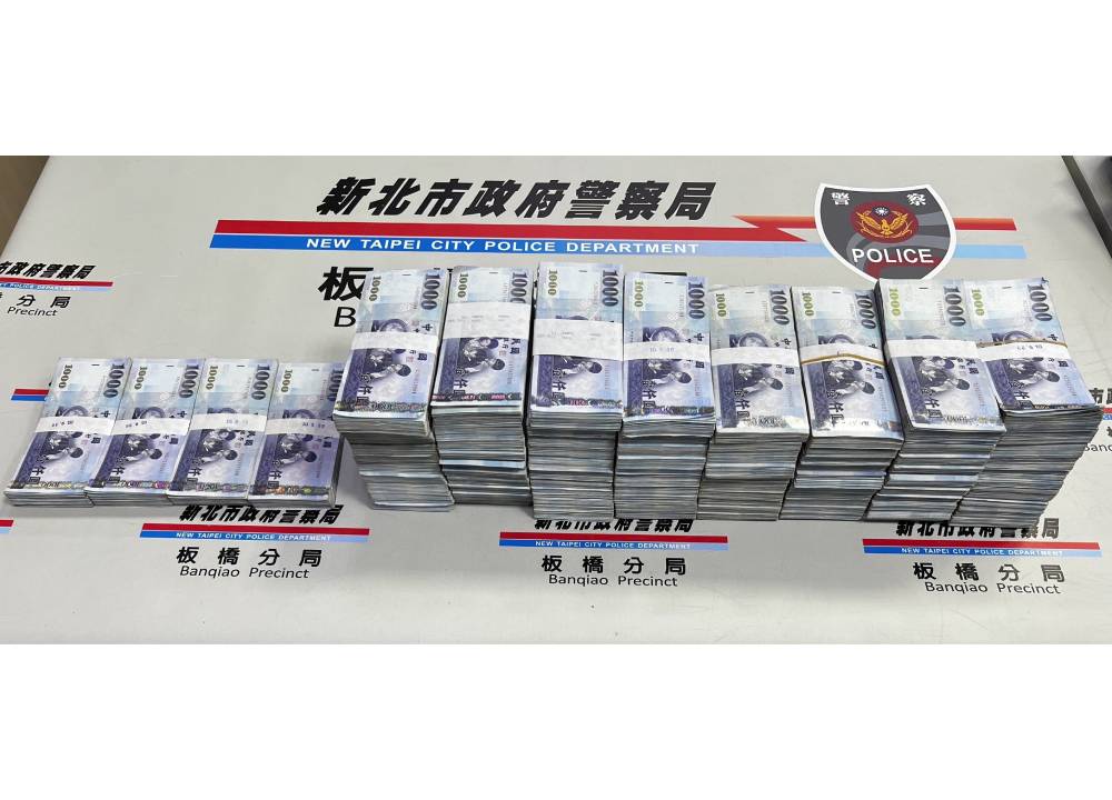 假證件放超商桌露餡 板橋警跟監逮51歲車手保840萬元 206 cnews204241006a02
