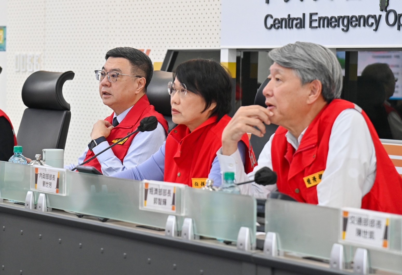 對藍營政府吹毛求疵？　中央災害應變中心：確保民眾生命財產安全 197