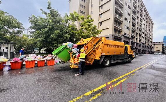 山陀兒颱風過境 桃園動員清潔隊員及志工清圾垃迅速恢復市容