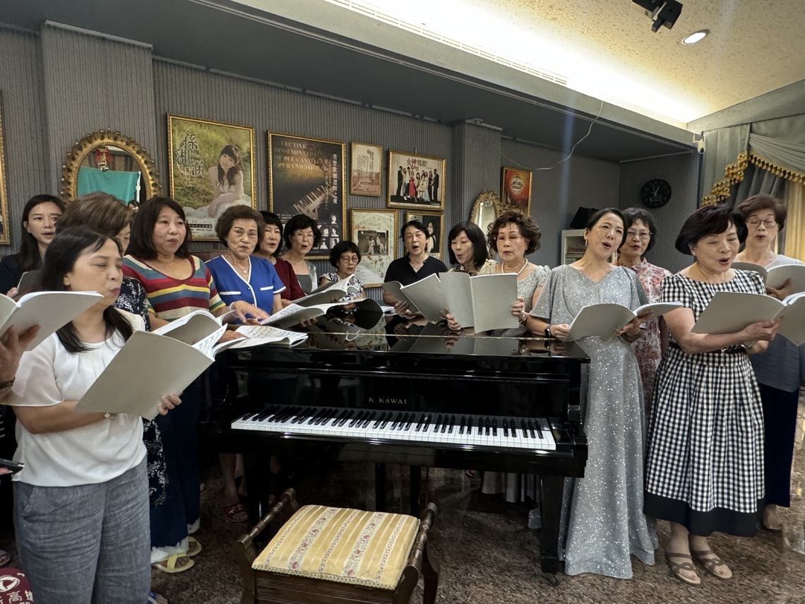 漾新聞| 雄女百年校慶音樂劇《璀璨未來》衛武營登場 動員200親師生校友開演永垂青史