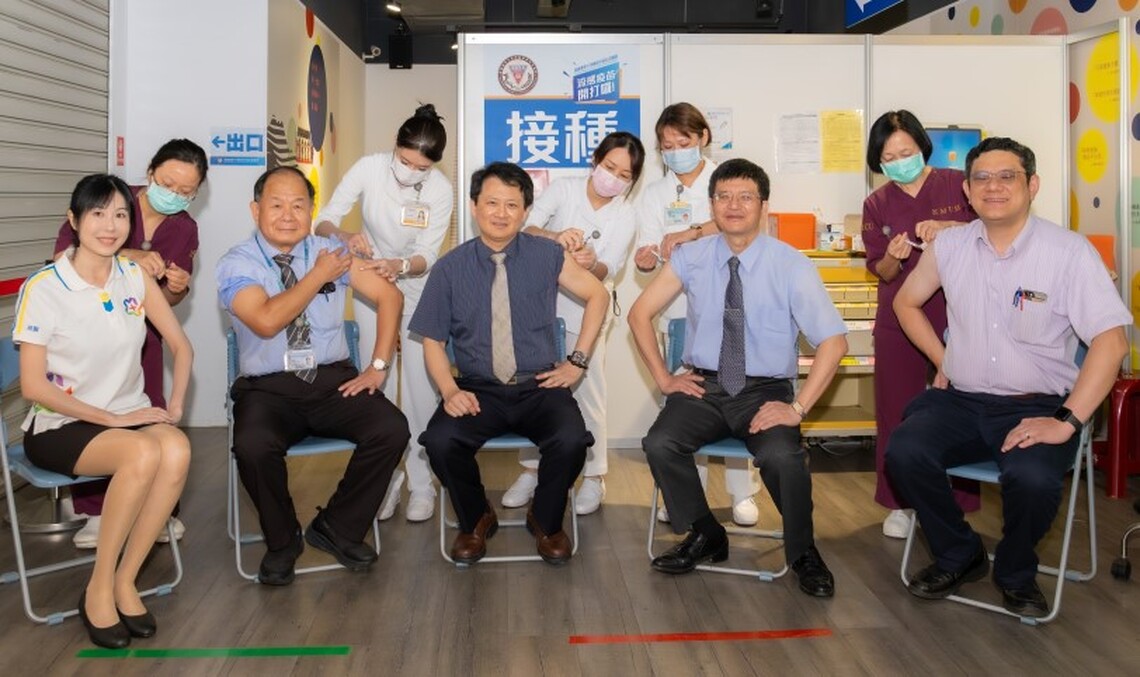 左流右新,您跟上了嗎?113年公費流感和新冠疫苗 高醫10/7開打