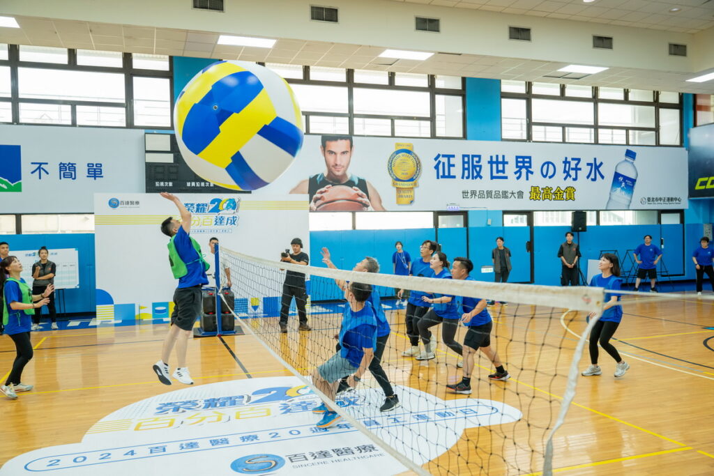 百達醫療在永續發展上持續深耕著墨，不斷關懷社會責任並選擇以兒童醫療和兒童保護等公益活動做為主要關注點。