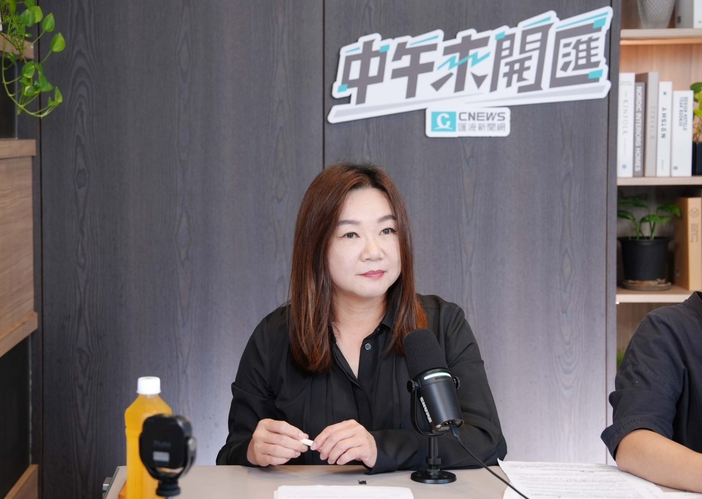 中午來開匯／台灣與美軍售案已損失達1.1億美元？　馬文君籲國防部交代清楚 191