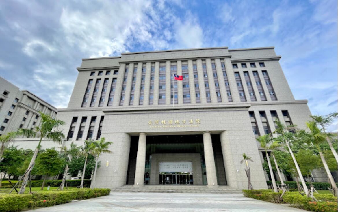 幫朋友出頭討債 男持蝴蝶刀險砍斷債主友4根手指 224 幫朋友出頭討債 男持蝴蝶刀險砍斷債主友4根手指 223