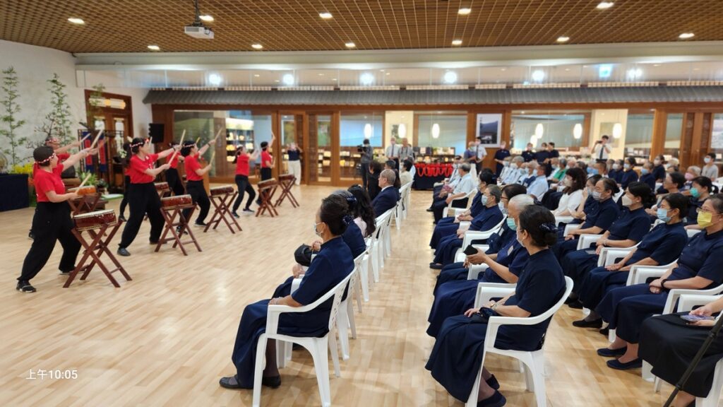 開展前有精彩的太鼓陣演出揭開序幕。(圖/陳惠玲攝影)