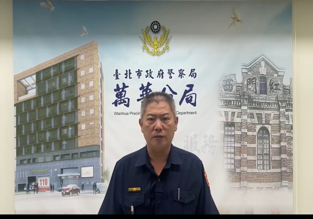 艋舺街友亂丟拉圾不聽勸還耍賴 員警到場依法送辦 218 248241009a04