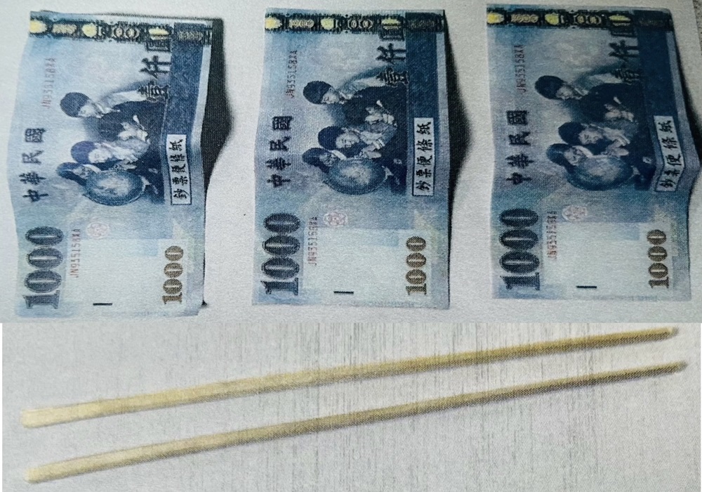 笨賊鎖定無人商店 瞎忙得手3千假鈔 226 248241009a10