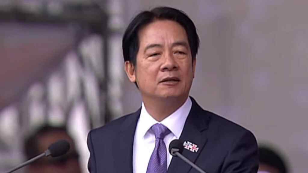 ▲中華民國113年國慶大會今天在總統府府前廣場隆重舉行,賴清德總統發表主題為「團結台灣,共圓夢想」的演說,強調台灣在全球挑戰中保持堅韌,並呼籲國人攜手共創更加美好的未來。(記者張玉泰翻攝)
