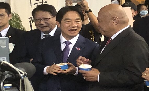 外交部舉辦國慶酒會 賴清德為友邦總理慶生
