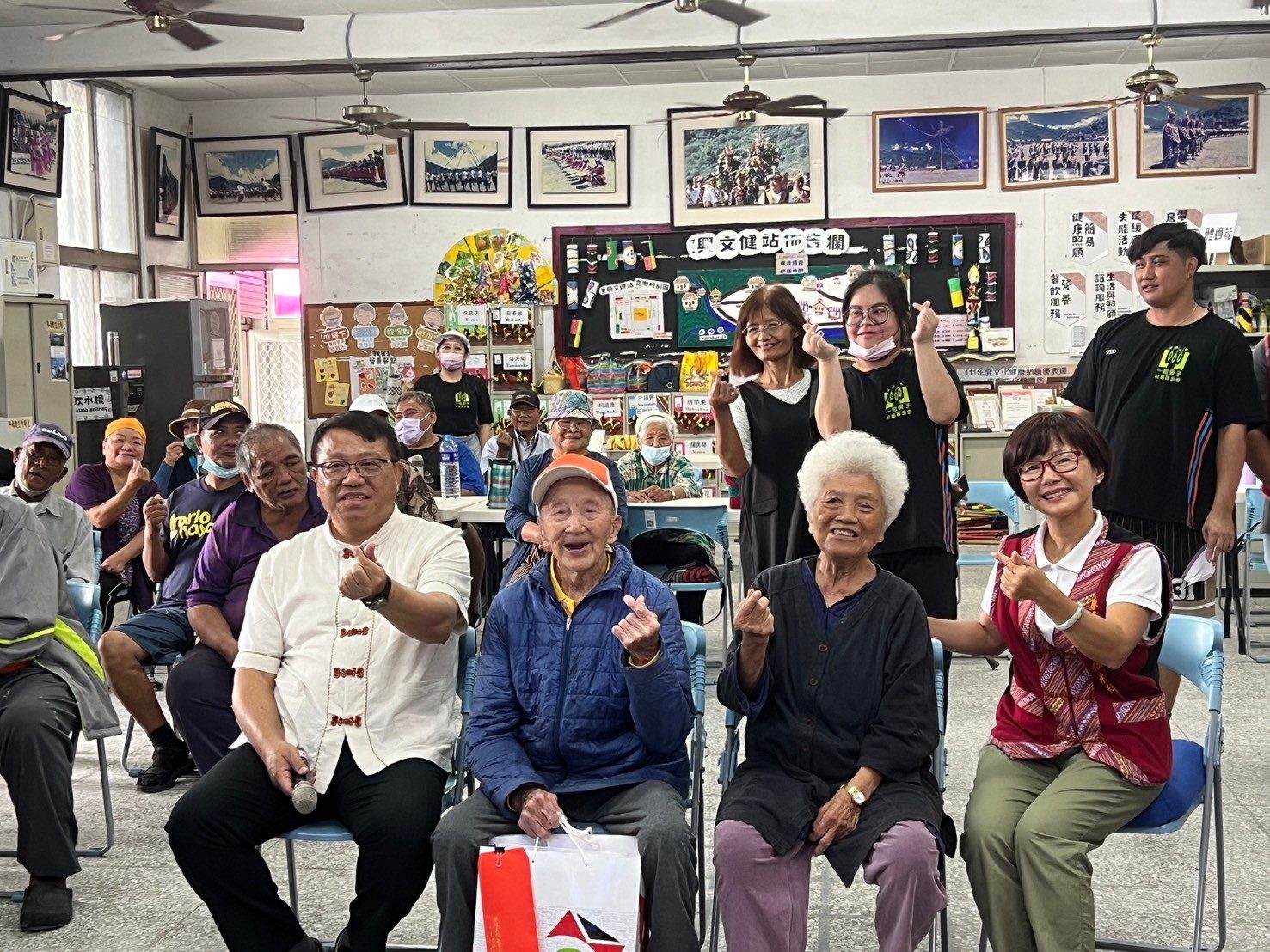 原民會重陽節 關懷文化健康站 慰問百歲人瑞