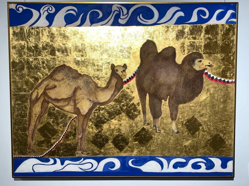 展覽主題為「~知遇~當兩箔相遇」，展現以金、銀箔融合礦物與植物顏料的獨特創