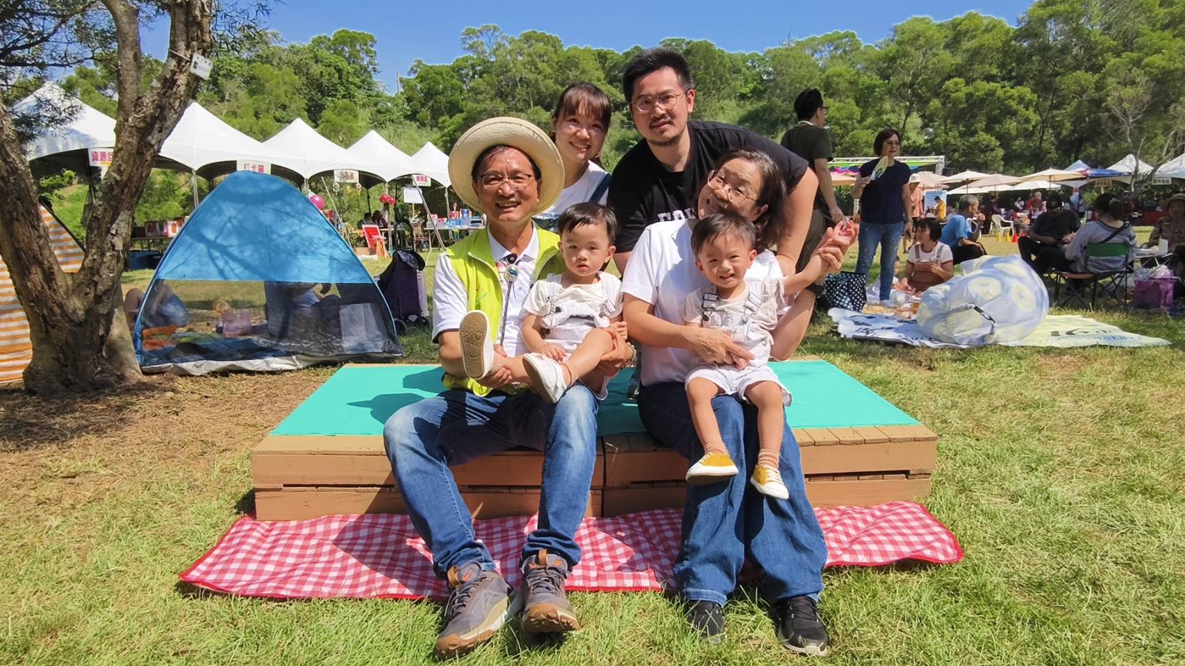 ▲參山處與彰化市公所攜手舉辦充滿野餐樂趣的「彰化市CAMPING野餐咖啡趴」，吸引了逾千民眾攜家帶眷。（記者張溎壕攝）