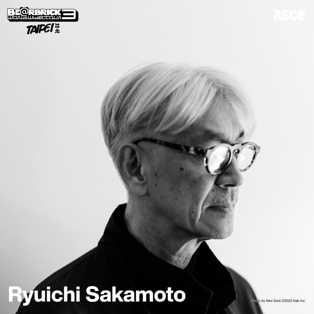已故世界著名日本音樂家坂本龍一睽違九年的經典 BE@RBRICK 設計原作將再次回歸展示