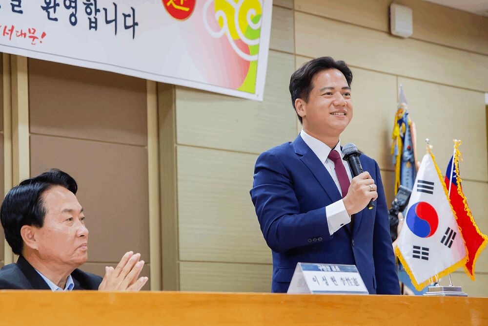 市府出國費遭質疑 邱臣遠嚴守財政、李國璋籲效益最大化 209 照片來源:邱臣遠臉書