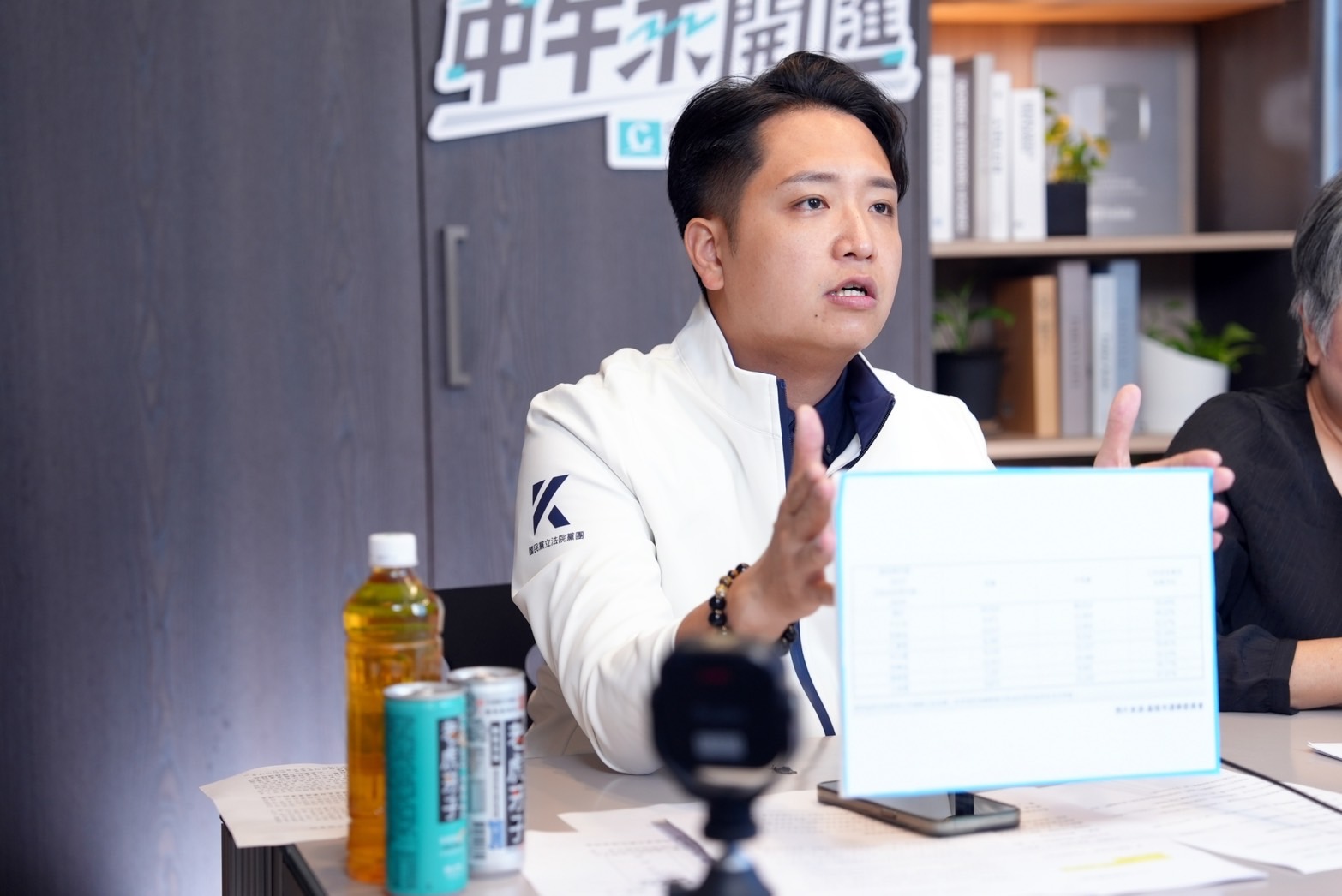 中午來開匯/盧系立委罷免行動醞釀中 羅廷瑋曝反制策略 210 中午來開匯/盧系立委罷免行動醞釀中 羅廷瑋曝反制策略 209