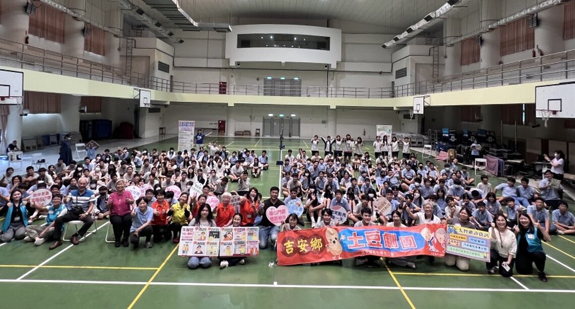 阿公阿嬤演給你看 失智症宣導前進校園