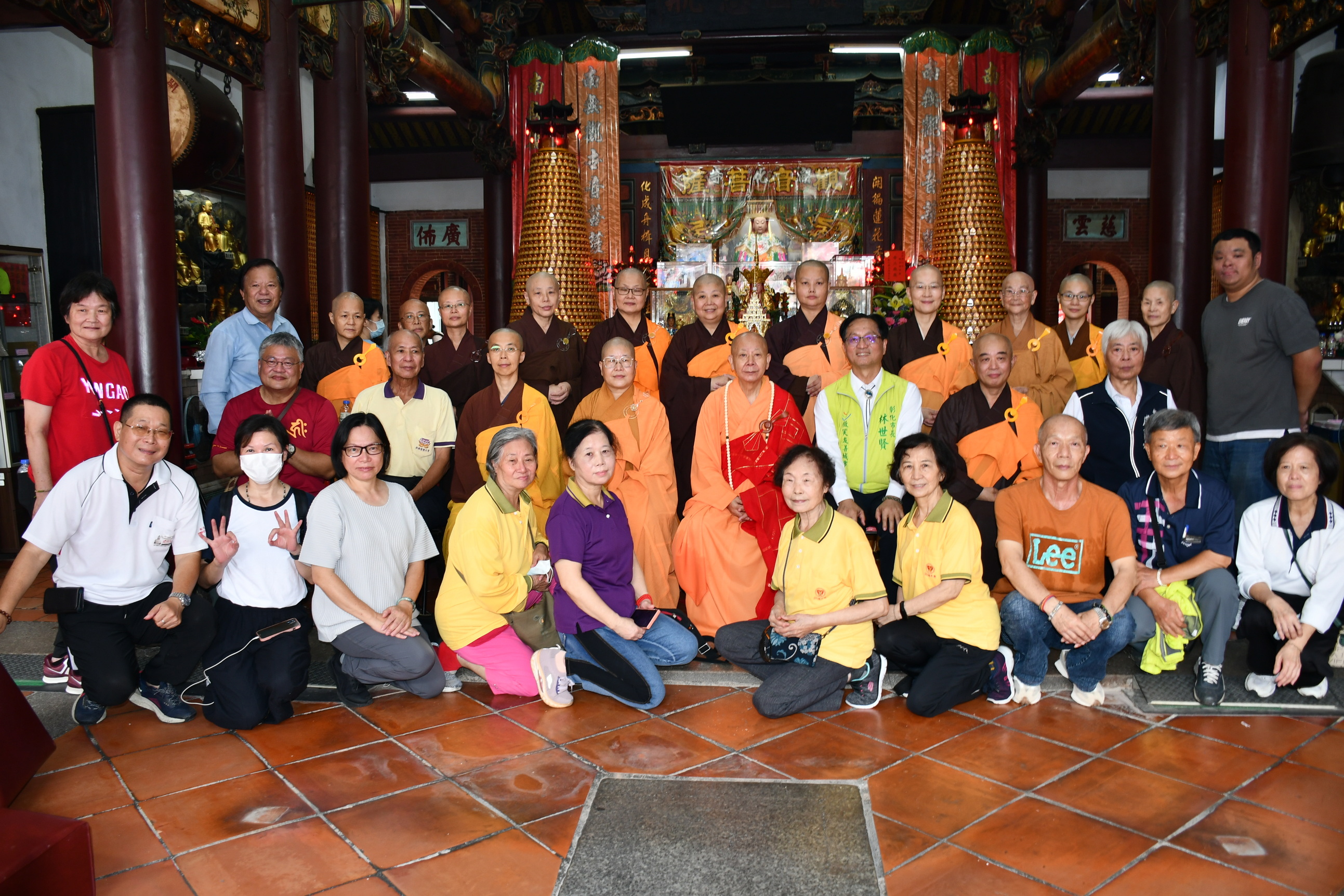 ▲彰化開化寺慶祝創建300年，邀請縣內六大古廟的觀音菩薩神像參加遶境祈福活動，也將配合安排極為罕見的曬大佛儀式。（記者張溎壕攝）