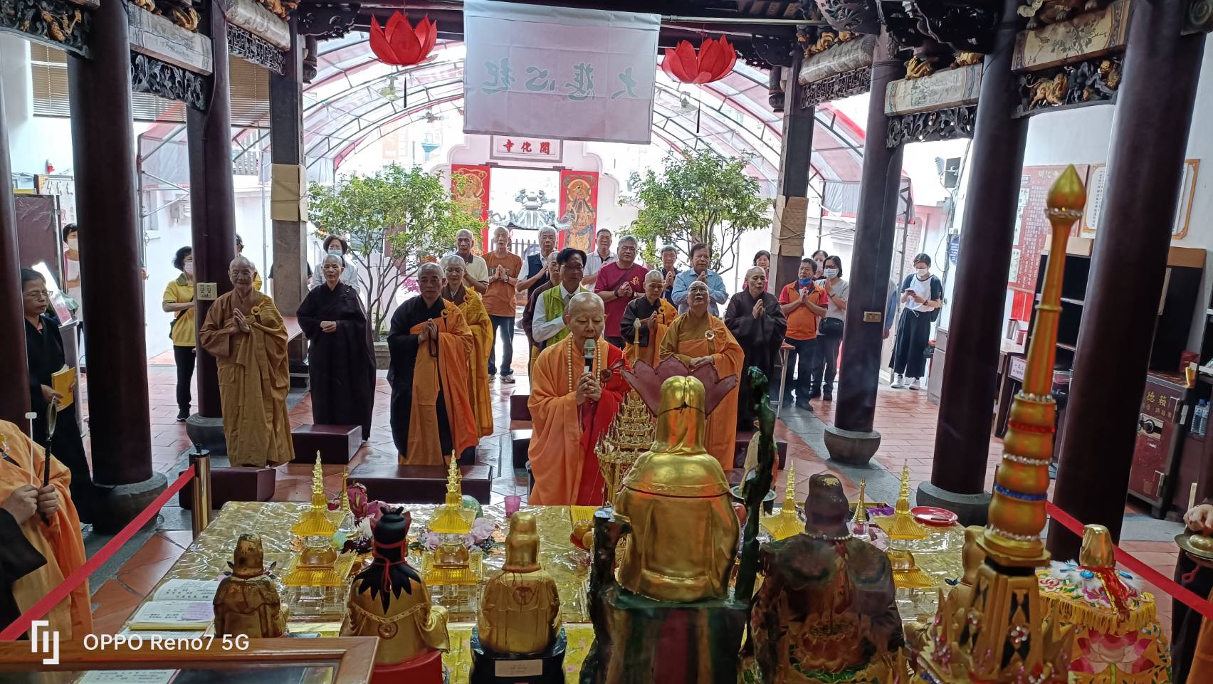 ▲彰化開化寺慶祝創建300年，邀請縣內六大古廟的觀音菩薩神像參加遶境祈福活動，也將配合安排極為罕見的曬大佛儀式。（記者張溎壕攝）