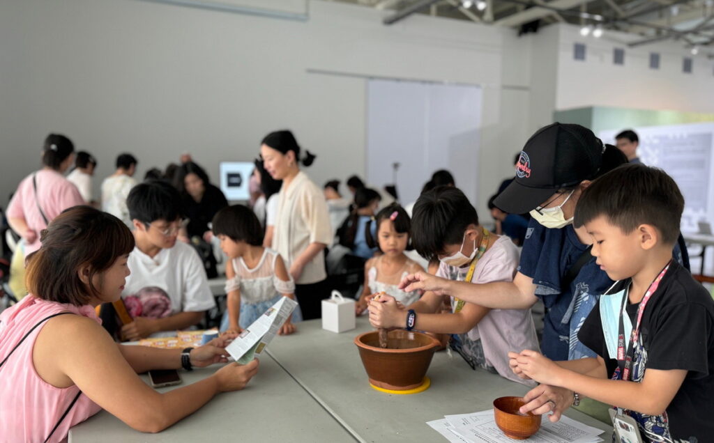 鄧雯馨「我們與茶的時間」