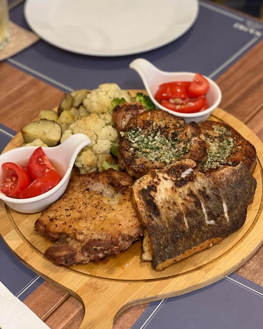 高雄美食|7家高雄世運主場館周邊美食推薦!異國料理、眷村美食一次看