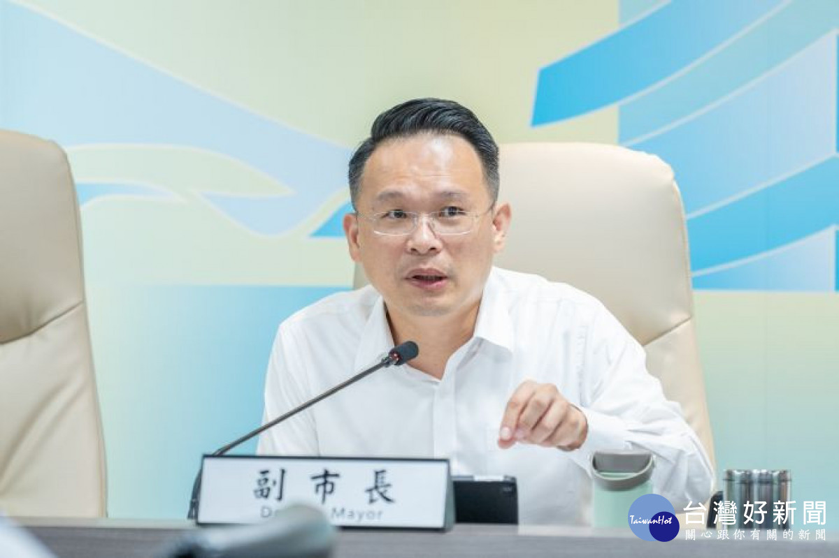 蘇副市長針對專題提出建議。<br /><br />