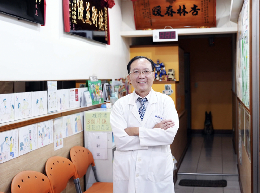 【有影】國小師七症狀齊發「全班一半中標」 兒科醫驚揭流感正在燒! 240 cnews003241016a01