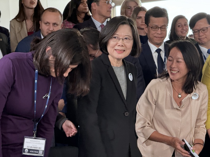 前總統蔡英文卸任後首度出訪。圖為她14日出席捷克「公元兩千論壇」。圖/中央社
