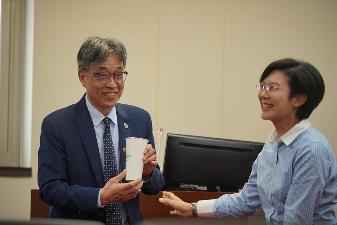 珍奶文化被挪用?立委質詢出奇招 農業部回應了