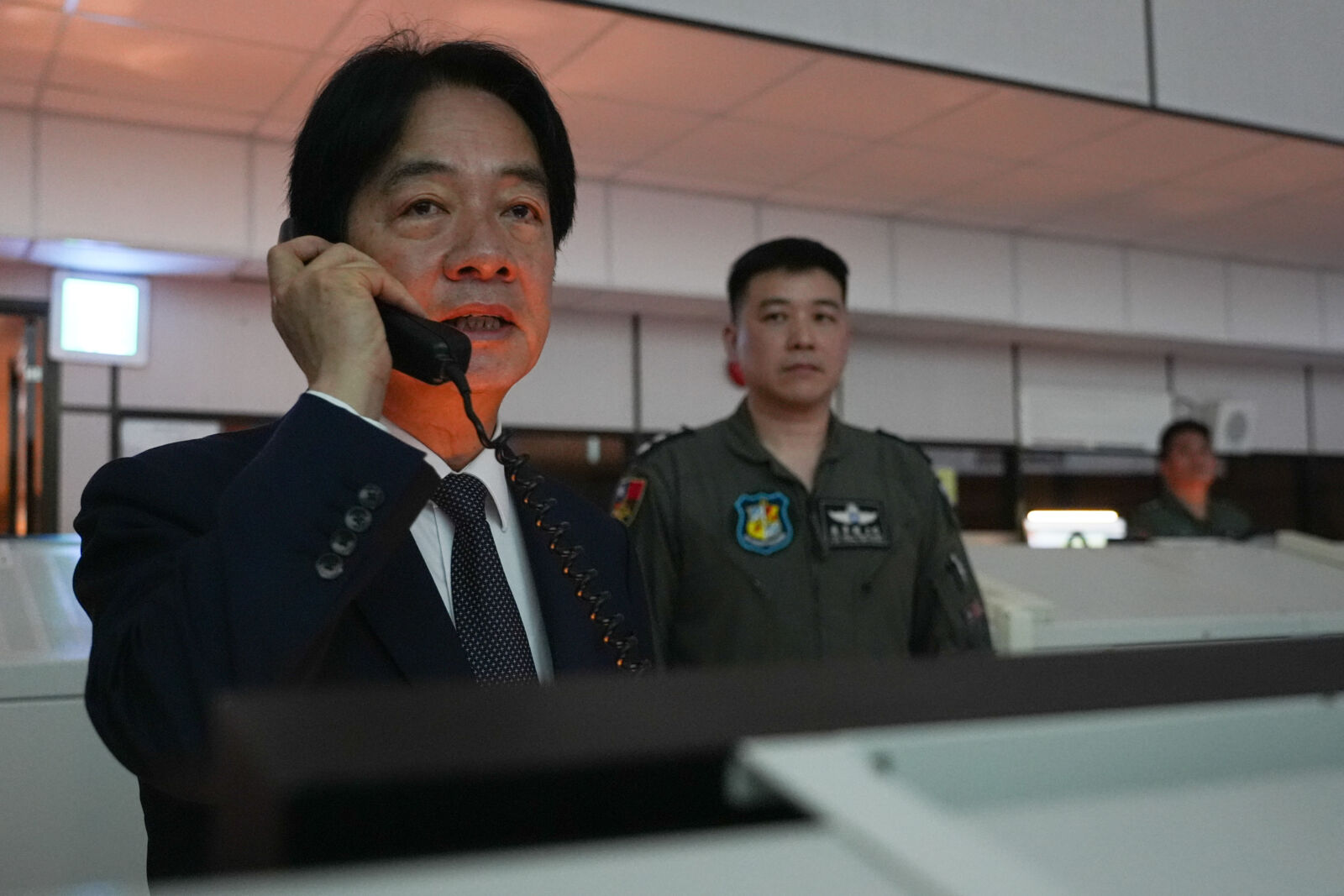 國軍與海巡密切合作 賴清德承諾7年內完成11艘大型艦船 236 國軍與海巡密切合作 賴清德承諾7年內完成11艘大型艦船 235