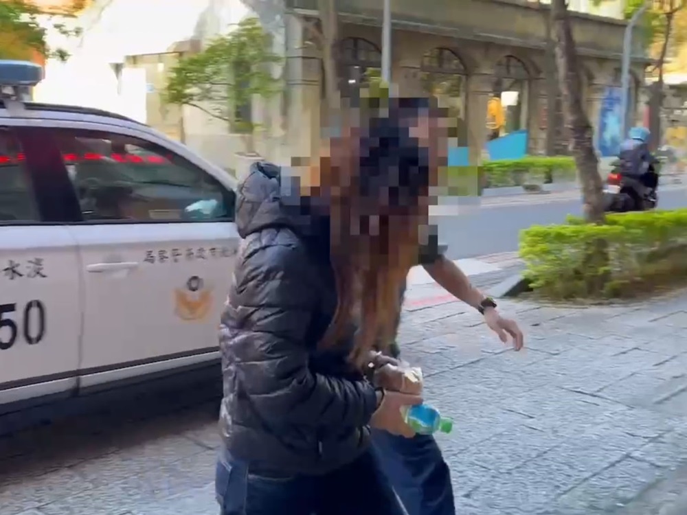 夫偷機車單日騎近百公里 警上門查緝逮毒品通緝妻 296 cnews204241019a03