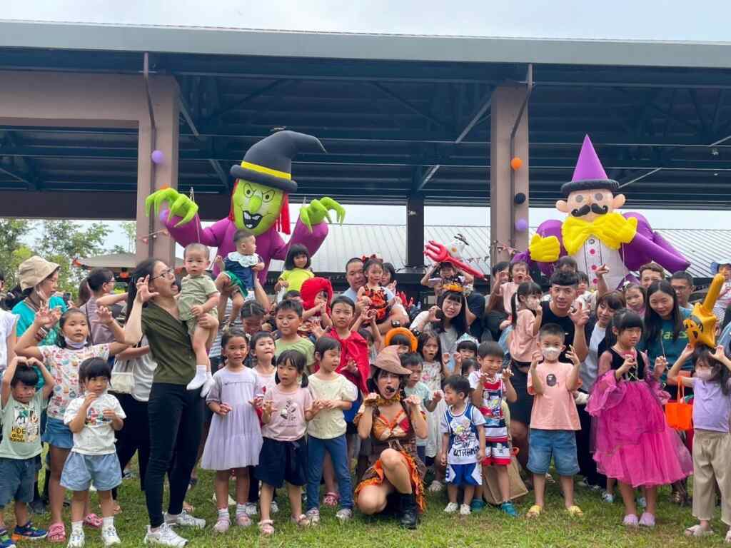 潮州幸福村辦理潮好玩市集，現場約有4,500人次參與。