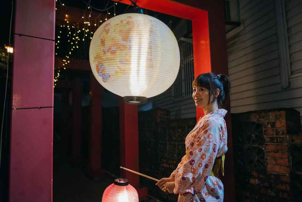 天梯入口處的「和豐,和福」