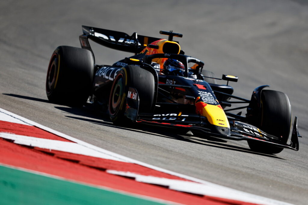 Red Bull 車隊荷蘭籍車手 Max Verstappen於美國大獎賽(United States Grand Prix)以第三名再度站上頒獎台。(Red Bull 提供)