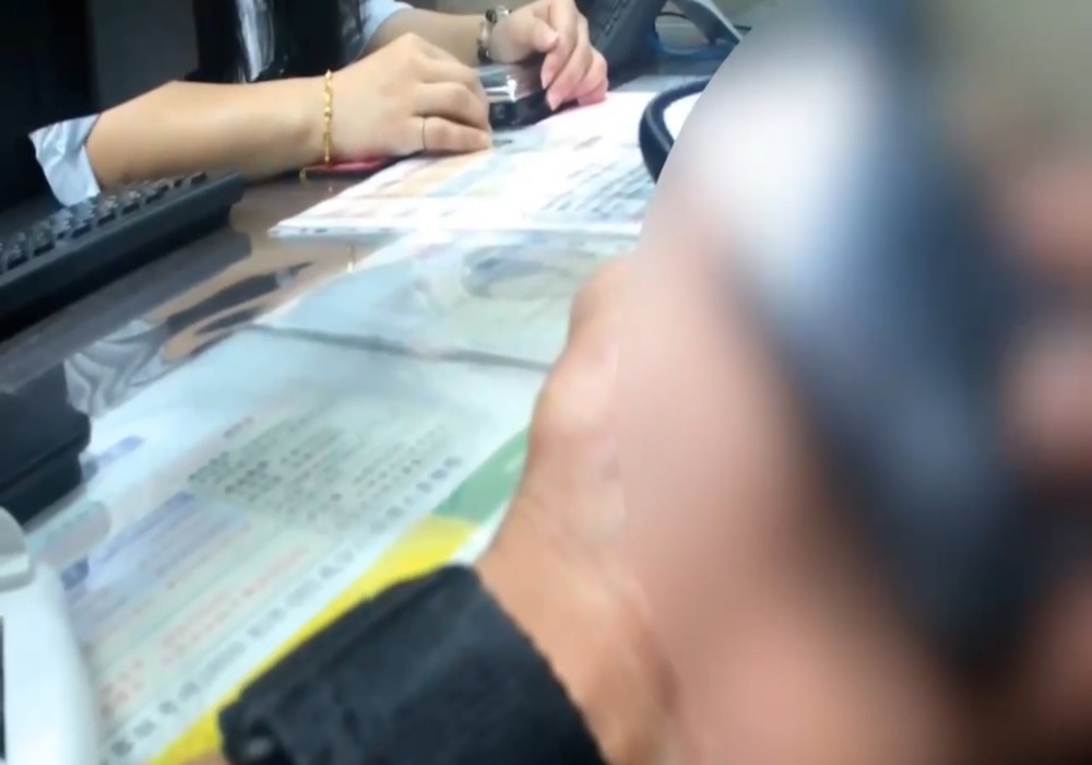 大安警銀阻詐有成效 詐團新手法轉騙民眾用黃金交易 218 24241021a08