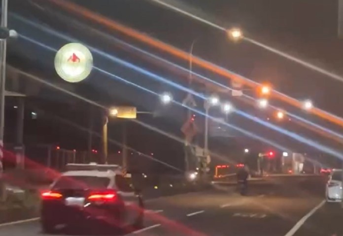 口罩遮車牌拒檢 中壢上演警匪追逐 23 jfgf5 1
