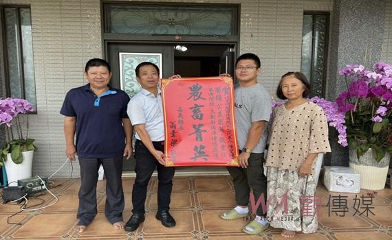 豬農陳聖瑋推動「WE農畜利」平台 獲數位發展部殊榮