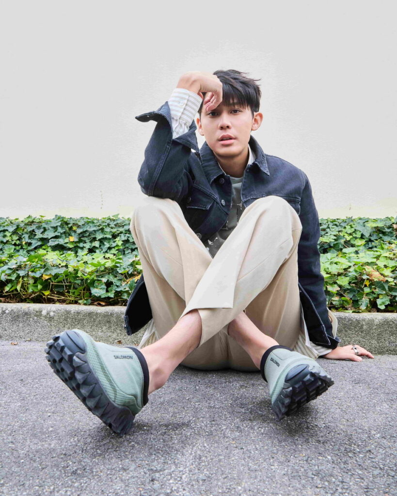 源於Salomon雪地基因的SNOWCLOG 以簡約配色和流線外型成為冬日時尚新寵