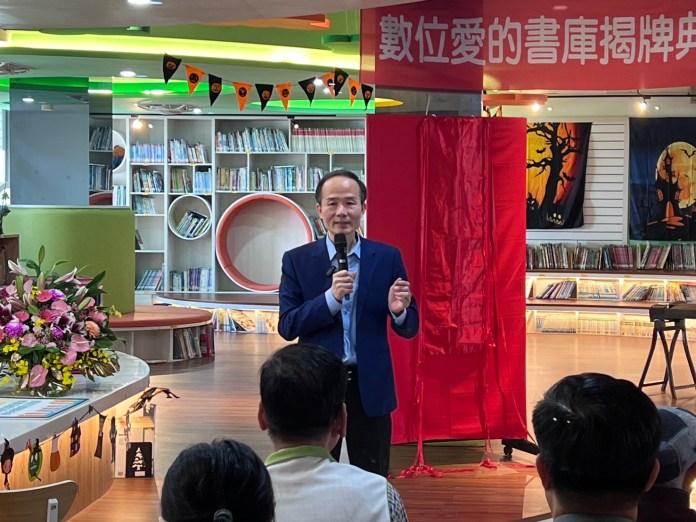 桃市第三所!中壢興國國小成立數位愛的書庫 21 S 8552596 0