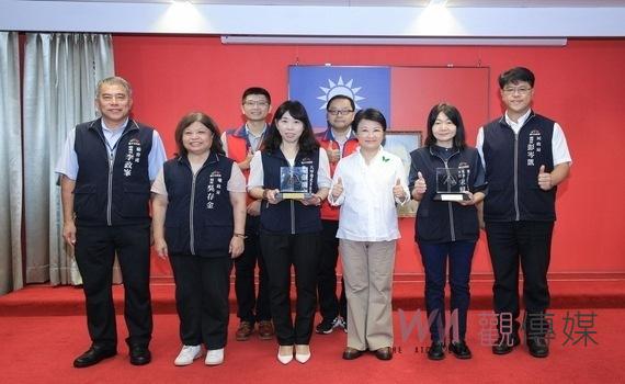 台中市大甲地所獲金檔獎肯定 市政會議獻獎分享榮耀