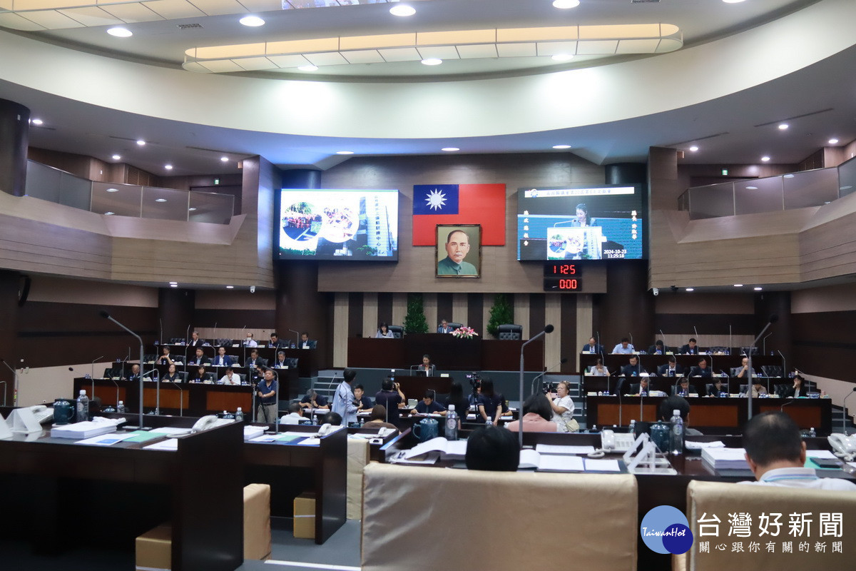 南投縣議會定期會23日開議。（ 記者扶小萍攝）