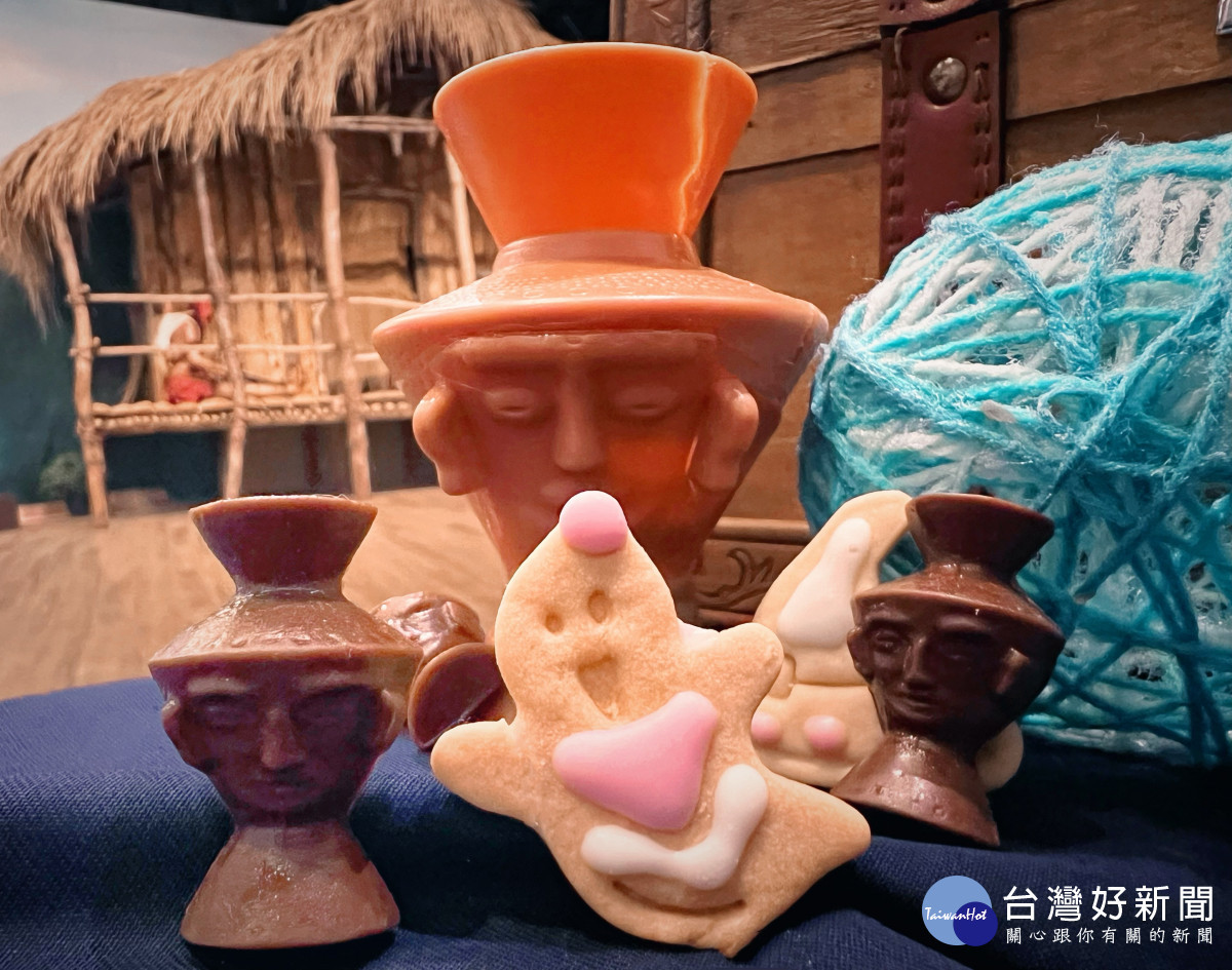 「古物巧克力DIY-萬聖限定版」,在造型餅乾上留下獨特紀念並製作人面陶罐巧克力