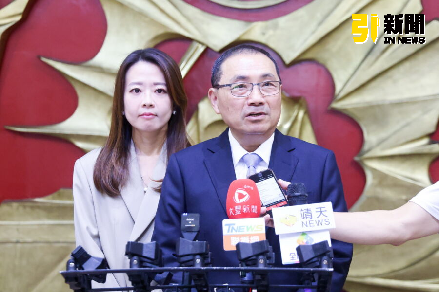 圖/新北市長侯友宜受訪時強調,參選是每一個人的權利,「這個權利不是他說要屬意誰,就是誰當接班人」。(記者陳志仁攝,2024.10.23)